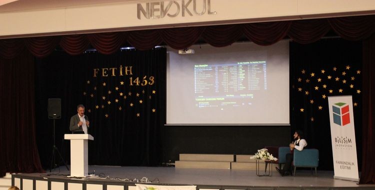 Nevokul'da Güvenli İnternet Kullanımı Ve Teknoloji Bağımlılığı Semineri
